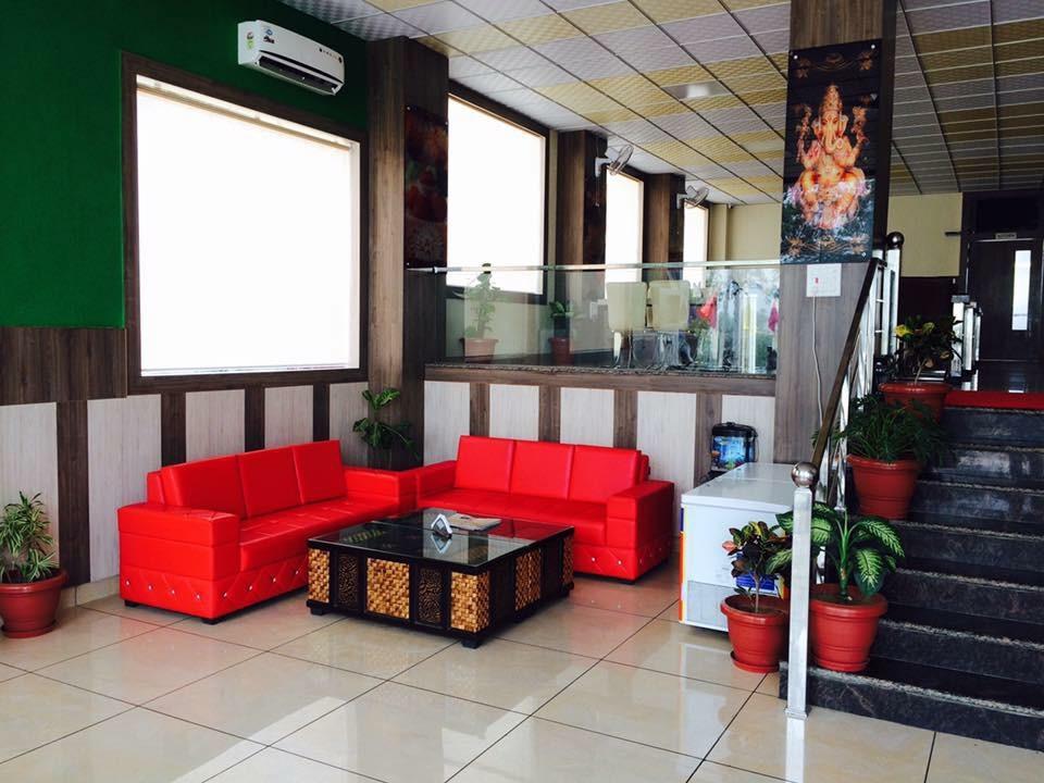 Maharaja Palace Hotel Rohtak Екстер'єр фото