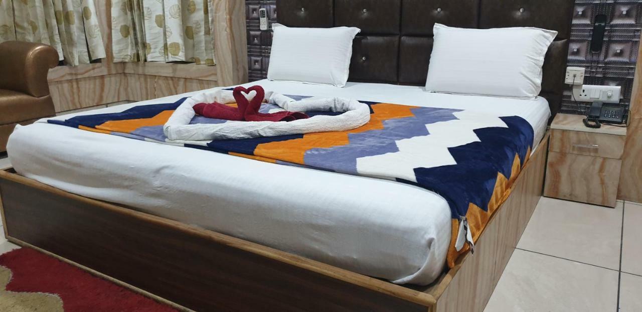 Maharaja Palace Hotel Rohtak Екстер'єр фото