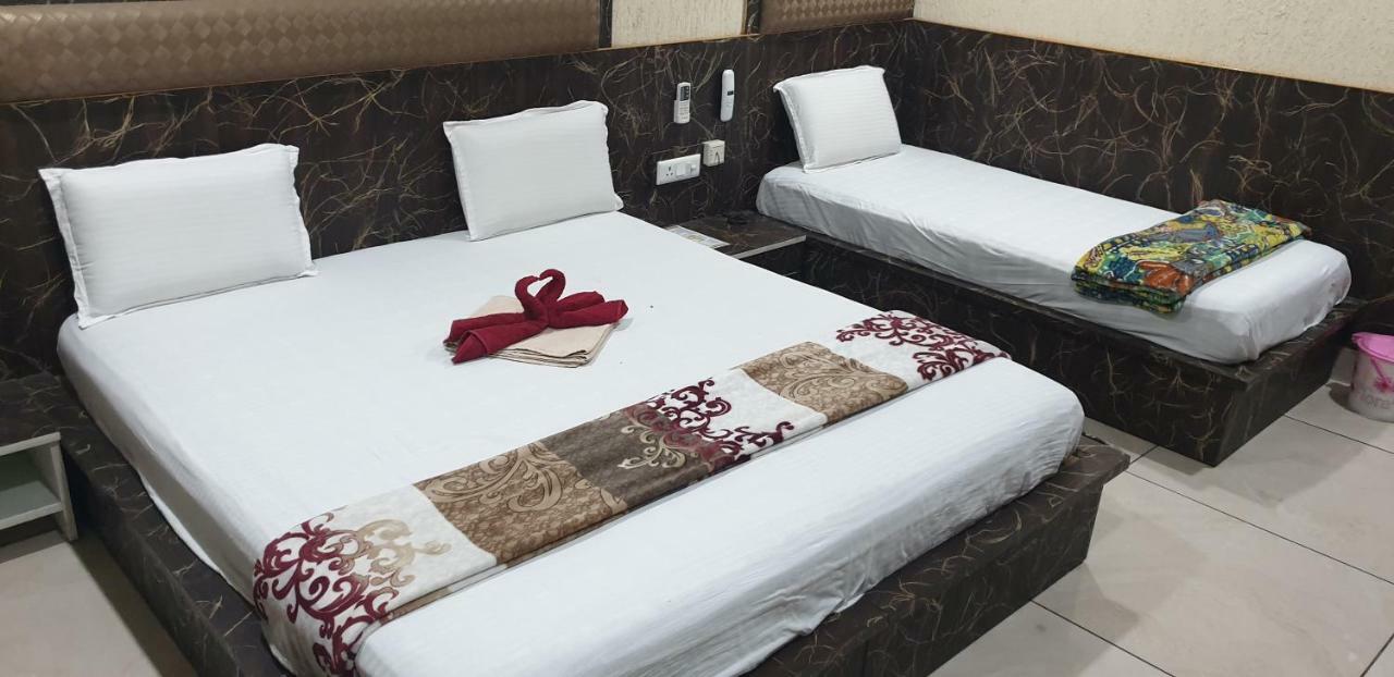 Maharaja Palace Hotel Rohtak Екстер'єр фото